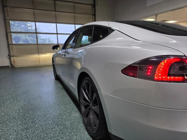 2013 Tesla Model S Performance