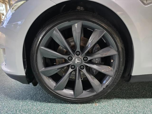 2013 Tesla Model S Performance