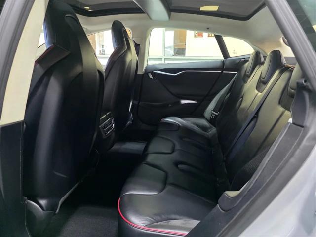 2013 Tesla Model S Performance
