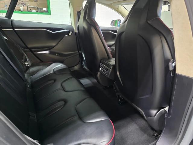 2013 Tesla Model S Performance