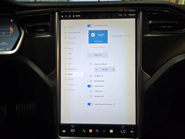 2013 Tesla Model S Performance