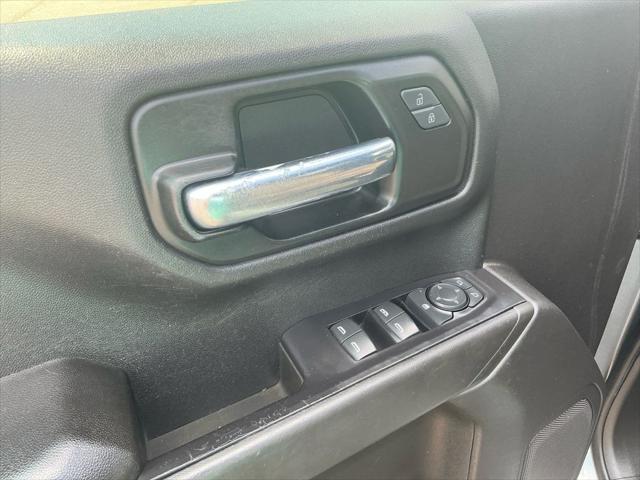 Used 2021 Chevrolet Silverado 1500 2WD Crew Cab Short Bed Custom For Sale in Muscle Shoals, AL