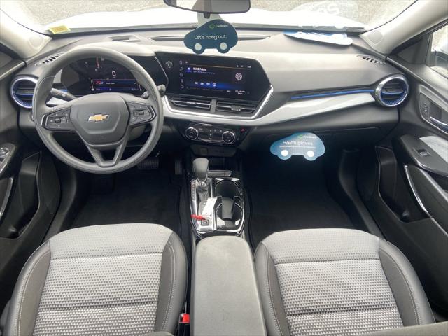 2024 Chevrolet Trax FWD LT