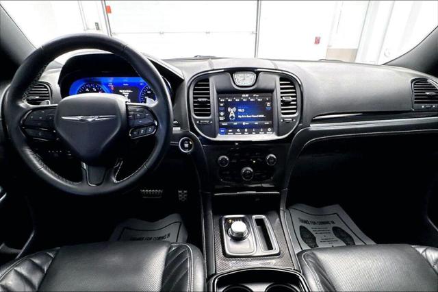 2023 Chrysler 300 300C