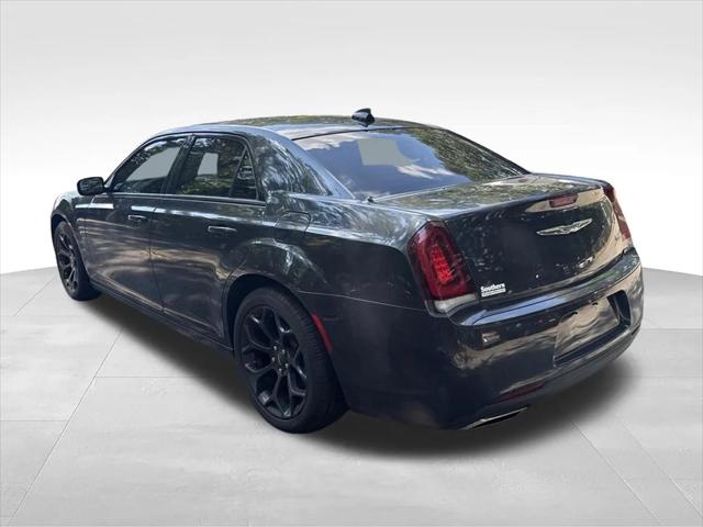 2019 Chrysler 300 Touring 2019 Chrysler 300 Touring