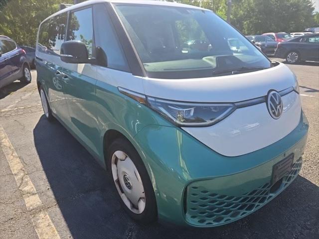 2025 Volkswagen ID. Buzz 1st Edition with 4MOTION 2025 Volkswagen ID. Buzz 1st Edition with 4MOTION