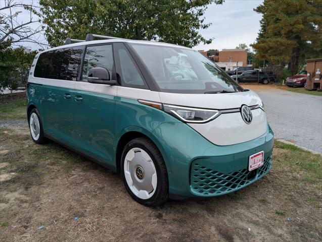 2025 Volkswagen ID. Buzz 1st Edition with 4MOTION 2025 Volkswagen ID. Buzz 1st Edition with 4MOTION