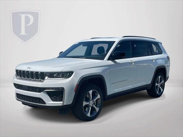 New 2026 Bright White Clear-Coat Exterior Paint Jeep Limited image 4