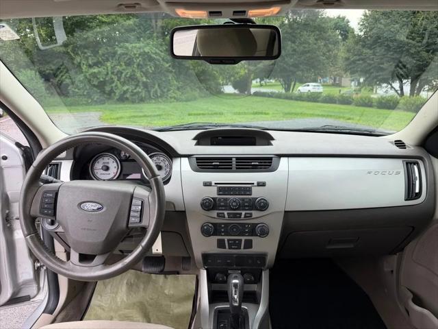 2009 Ford Focus SES