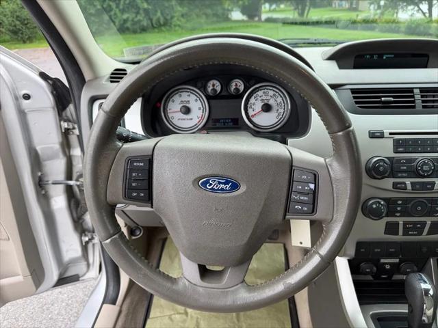 2009 Ford Focus SES