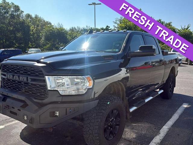 2019 RAM 3500 Big Horn Crew Cab 4x4 64 Box