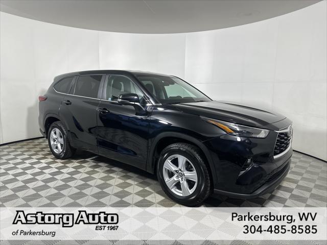 2023 Toyota Highlander LE 2023 Toyota Highlander LE