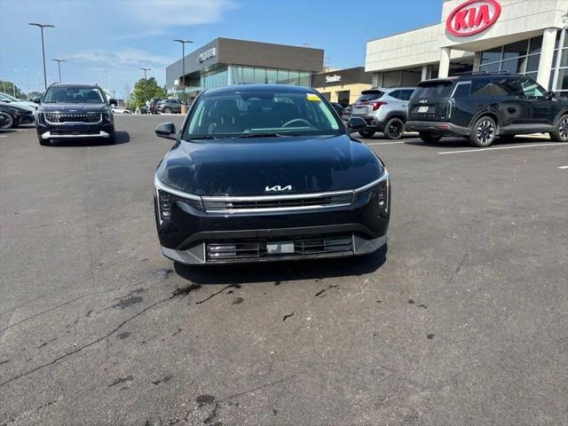 2025 Kia K4 LXS 2025 Kia K4 LXS