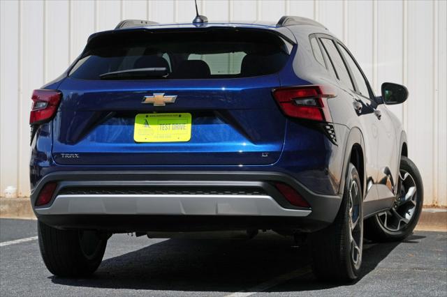 2024 Chevrolet Trax FWD LT