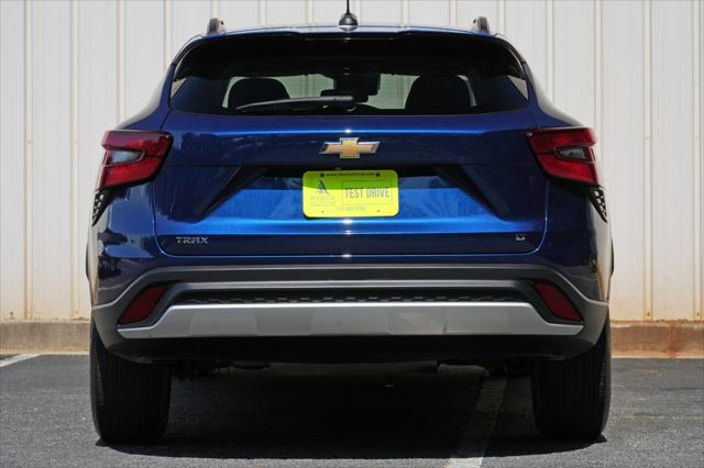 2024 Chevrolet Trax FWD LT
