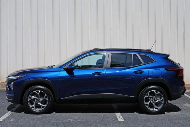 2024 Chevrolet Trax FWD LT