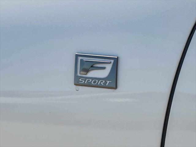 2024 Lexus ES 350 F SPORT Handling