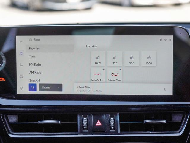 2024 Lexus ES 350 F SPORT Handling