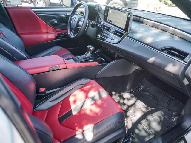 2024 Lexus ES 350 F SPORT Handling