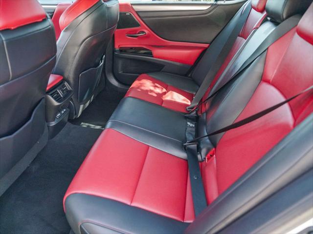 2024 Lexus ES 350 F SPORT Handling