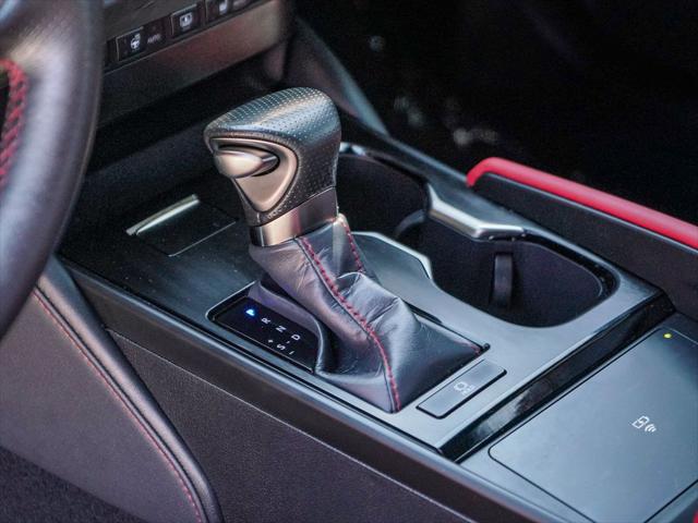 2024 Lexus ES 350 F SPORT Handling