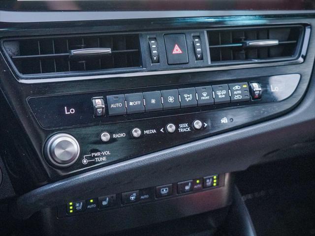 2024 Lexus ES 350 F SPORT Handling