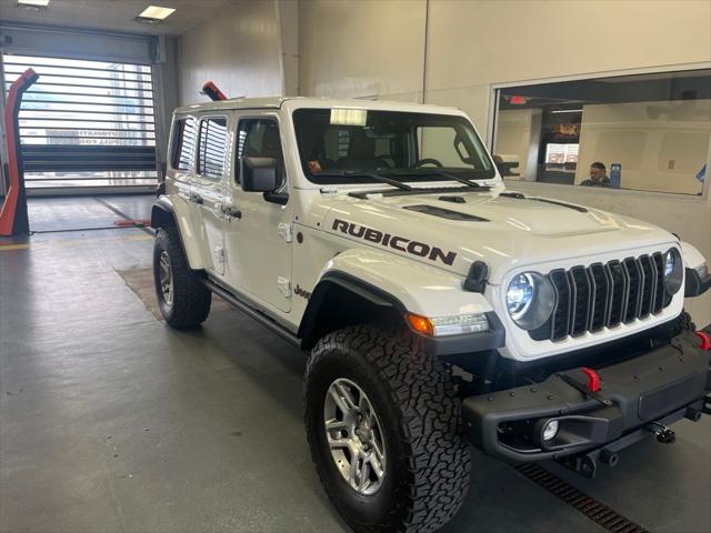 2025 Jeep Wrangler 4-Door Recon 4x4 for sale in Groveport, OH