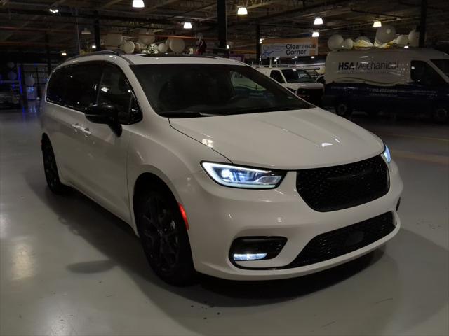 2025 Chrysler Pacifica Limited