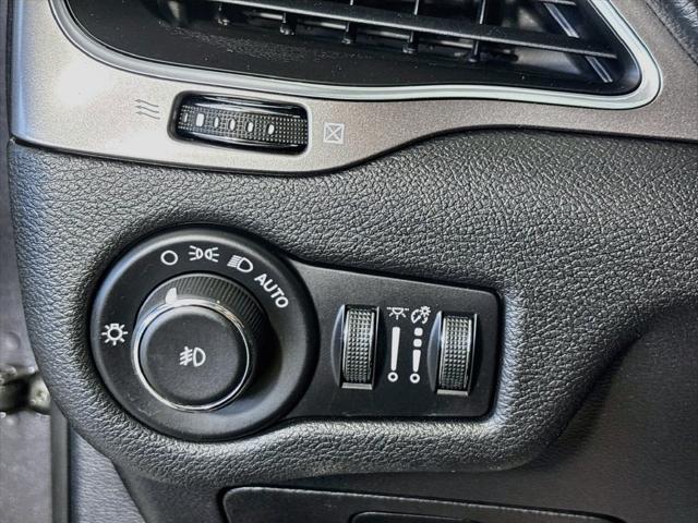 Used 2020 Jeep Cherokee Latitude Plus 4x4 For Sale in Olive Branch, MS