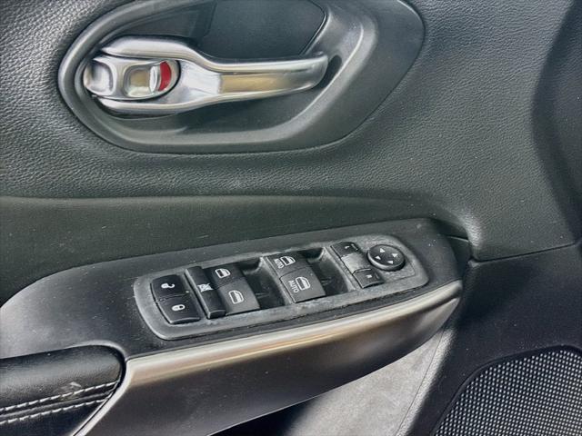 Used 2020 Jeep Cherokee Latitude Plus 4x4 For Sale in Olive Branch, MS