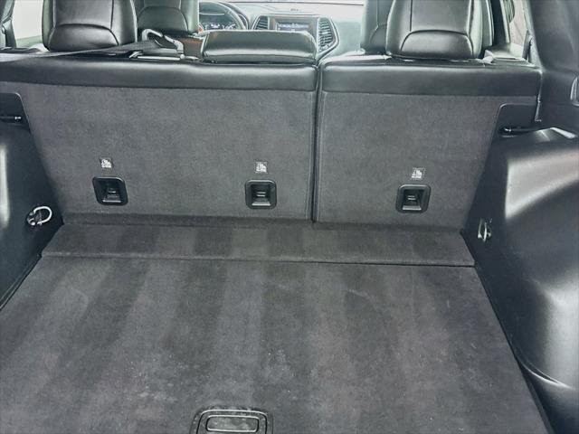 Used 2020 Jeep Cherokee Latitude Plus 4x4 For Sale in Olive Branch, MS