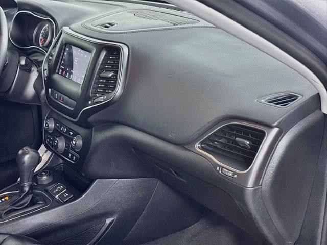 Used 2020 Jeep Cherokee Latitude Plus 4x4 For Sale in Olive Branch, MS