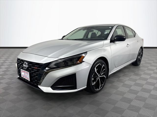 Used 2024 Nissan Altima SR FWD For Sale in Olive Branch, MS