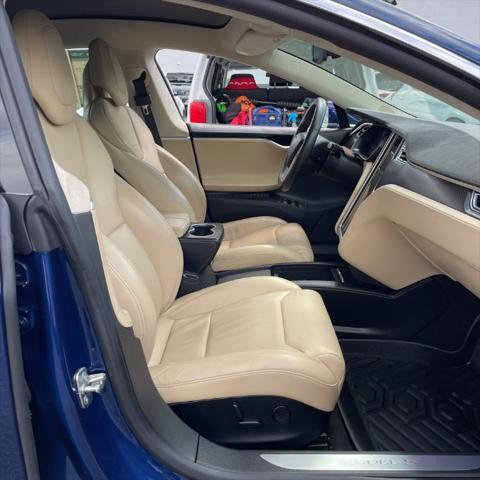 2017 Tesla Model S 90D