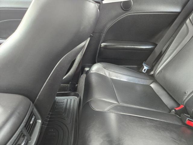 2015 Dodge Challenger R/T Plus