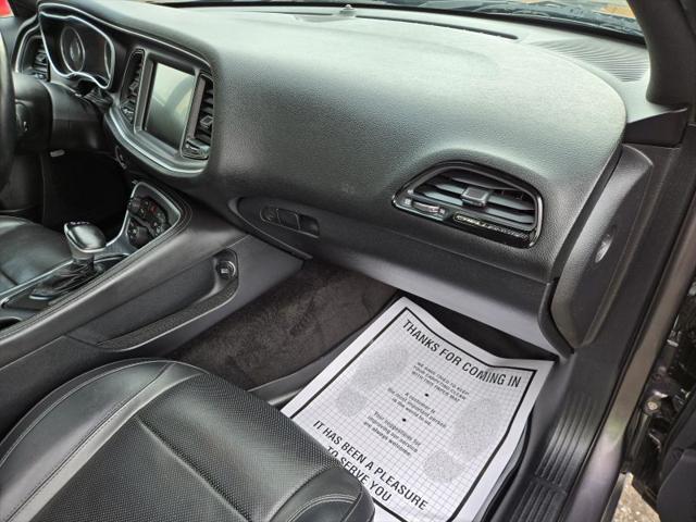 2015 Dodge Challenger R/T Plus