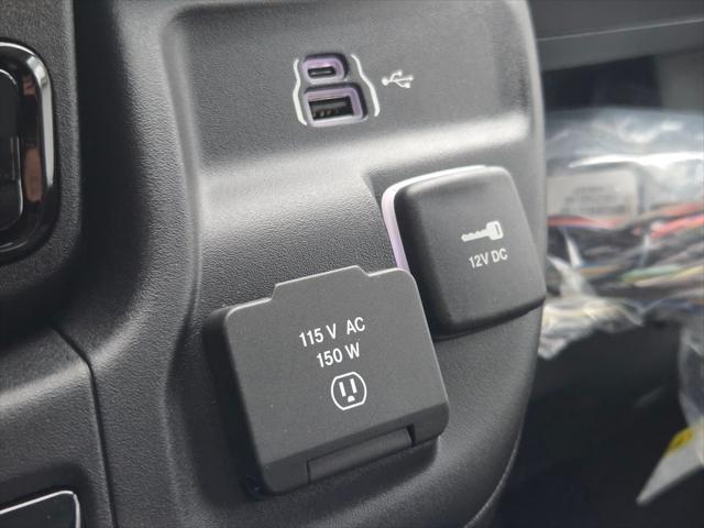 2026 Ram ProMaster 2500 Cargo Van Tradesman High Roof 159 WB w/Pass Seat