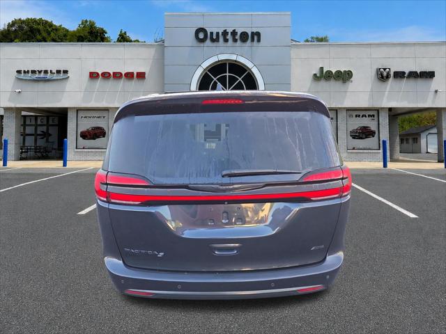 2021 Chrysler Pacifica Touring L AWD
