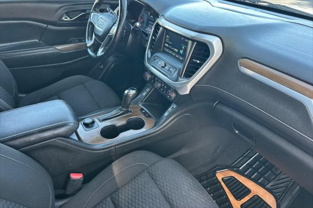 2018 GMC Acadia SLE-2
