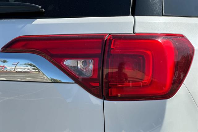 2018 GMC Acadia SLE-2