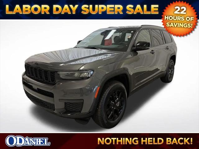 2025 Jeep Grand Cherokee L Altitude 4x4 for sale in Fort Wayne, IN