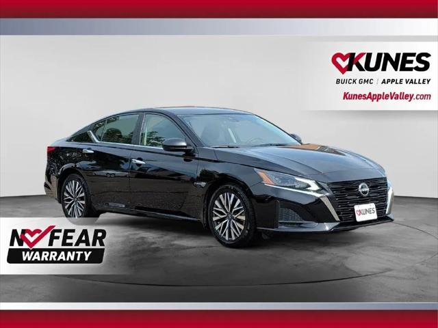 2025 Nissan Altima SV FWD for sale in Apple Valley, MN