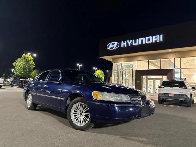1999 Lincoln Town Car Signature for sale in Norman, OK