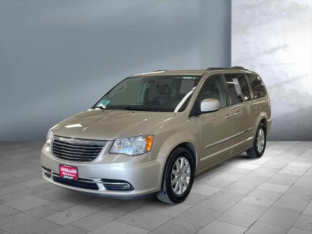 2016 Chrysler Town & Country Touring for sale in Worthing, SD