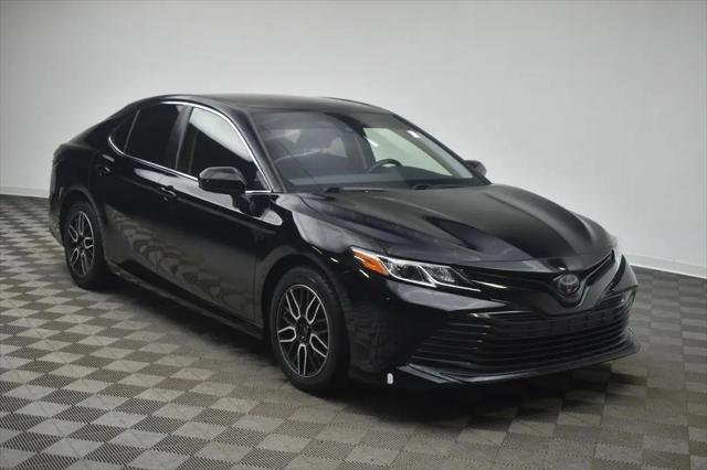2018 Toyota Camry LE for sale in Norton, OH