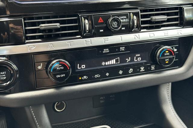 2026 Nissan Pathfinder SV
