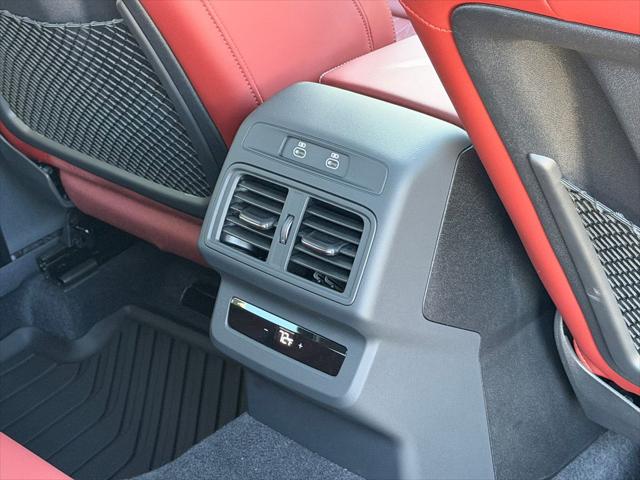 2026 Audi SQ5 Premium Plus TFSI quattro S tronic