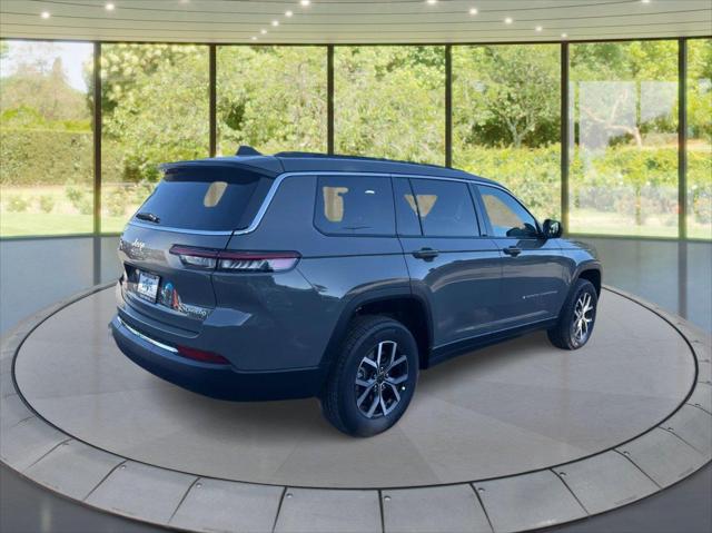 2027 Jeep Grand Cherokee GRAND CHEROKEE L LAREDO 4X4