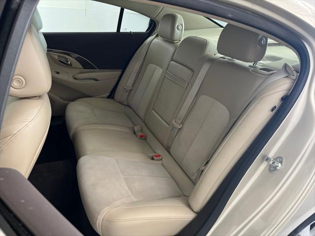 2015 Buick LaCrosse Base