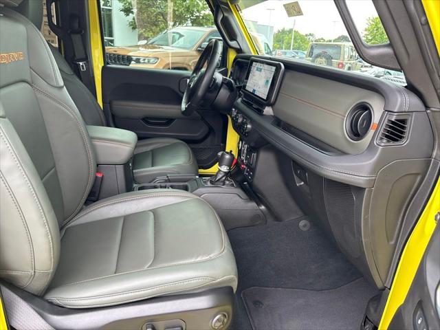 2024 Jeep Gladiator Sport
